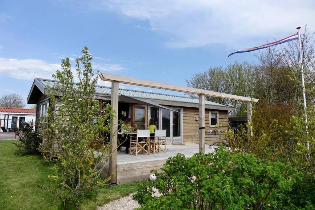 Strandvakantiehuisje! วอร์คุม ภายนอก รูปภาพ